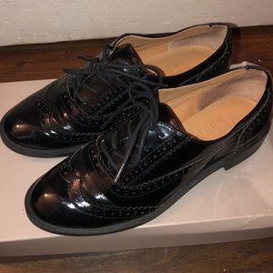 Franco Sarto patent leather oxfords